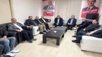 SAADET PARTİSİ ÇAYIROVA İLÇE BAŞKANI SİNAN AYDEMİR’E MUHTARLARDAN HAYIRLI OLSUN ZİYARETİ